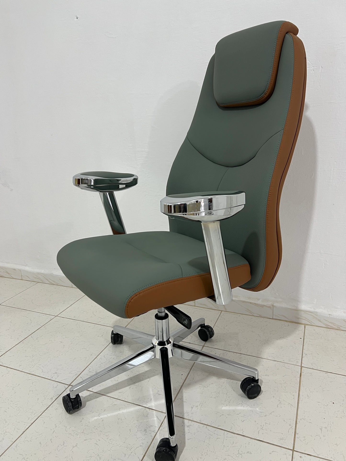 Chaise Bureautique Premium Ergonomique – Confort & Performance